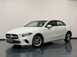Mercedes-Benz A 200 AUTOMATIK CARPLAY/WIDESCREEN/KAMERA/LED Bild 1