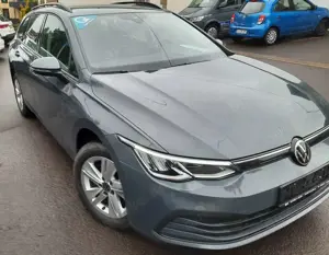 Volkswagen Golf Variant Life Bild 2