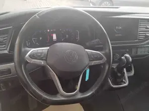 Volkswagen T6.1 Multivan Multivan Generation Six 4MOTION DSG Bild 2
