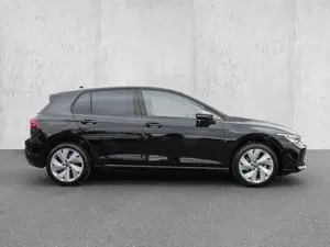 Volkswagen Golf 1.5 TSI Life AHK KAM KEYLESS LED LM Bild 5
