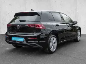 Volkswagen Golf 1.5 TSI Life AHK KAM KEYLESS LED LM Bild 4