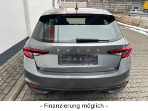 Skoda Fabia 1.0 TSI Ambition Klima SHZ PDC 1.Hand Bild 5