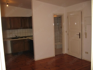 sonnige, nette, kleine Wohnung Bild 17