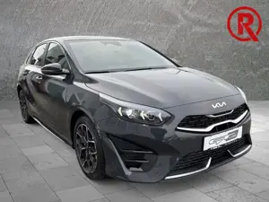 Kia Ceed / cee'd GT-Line 1.5 T-GDI Panorama Keyless PDCv+h Memory S Bild 3