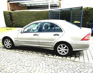 Mercedes-Benz C 200 C 200 Kompressor Automatik Classic