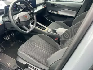 CUPRA Born Wärmepumpe Dynamiklenk PDC W-Pumpe AUT LED Bild 4