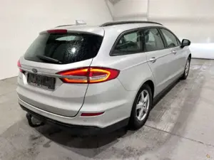 Ford Mondeo Turnier 2.0 EcoBlue Trend Automatik EU6d LED Navi Bild 3