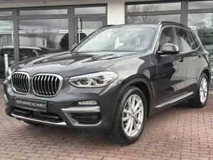 BMW X3 xDrive 30 i Luxury Line Leder*Standhzg*