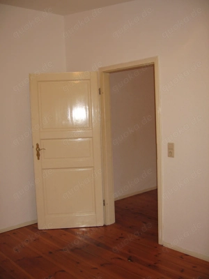 sonnige, nette, kleine Wohnung Bild 22