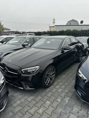 Mercedes-Benz E 200 E 200 9G-TRONIC AMG Line