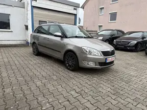 Skoda Fabia Style 1.Hand +Gepflegt Bild 2