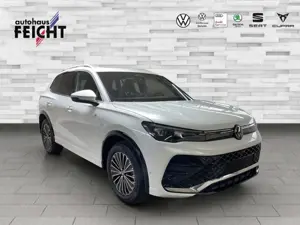 Volkswagen Tiguan 1.5 eTSI R-Line+MATRIX+AHK+HUD+PANO+NAVI