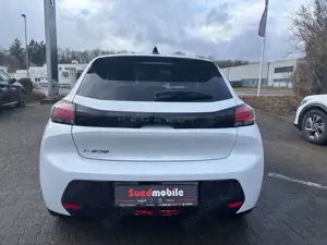 Peugeot 208 Elektromotor 156 Business Bild 4