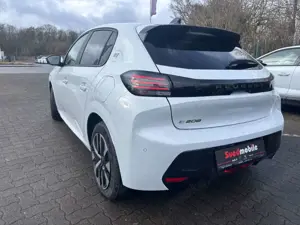 Peugeot 208 Elektromotor 156 Business Bild 5