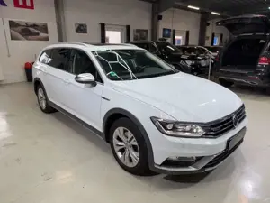 Volkswagen Passat Alltrack Passat Variant Alltrack 4Motion Pano 19' AHK KAM Bild 4
