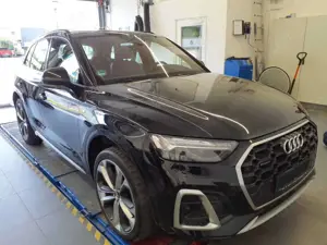 Audi Q5 2.0 TFSIe S line AHK Matrix Pano BO 55 TFSI e ... Bild 2