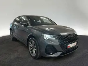 Audi Q3 S line 45 e S tr. LED NAVI Bild 5