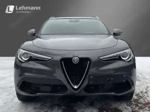 Alfa Romeo Stelvio Super Q4 -Panoramadach-Xenon-AHK- Bild 2