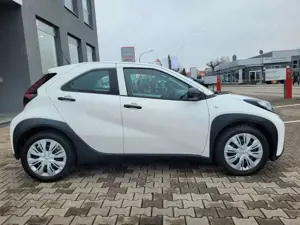 Toyota Others Aygo X Play*Safety Sense,Klima,PDC* Bild 4