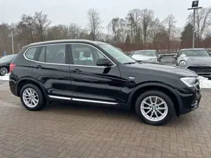 BMW X3 xDrive20d Automatik xLine 8fach bereift