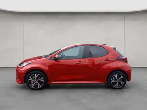 Toyota Yaris Hybrid Teamplayer SafetyComfort-Paket, LED Bild 2