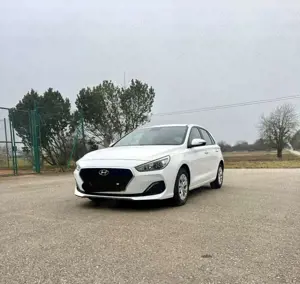 Hyundai i30 i30 1.4Trend Bild 2