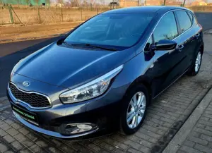 Kia Ceed / cee'd Dream Team Edition*Navi*Rückfahrcam