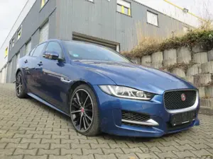 Jaguar XE R-SPORT*NAVI*PANO*EXPORT/GEWERBE