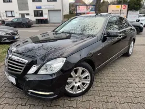 Mercedes-Benz E 300 CDI Lim. BE*LEDER*XENON*NAVI*SCHIEBED.*F1*