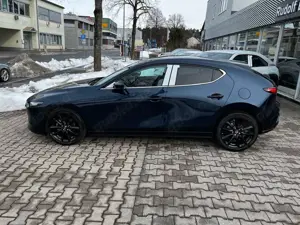 Mazda 3 Benzin 140PS 6GS Homura Navi PDC SHZ Bild 4