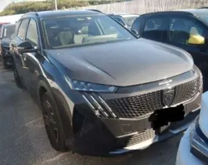 Peugeot 5008 GT Hybrid 145 e-DCS6 7-Si+Navi+Lenk/SHZ+R-Kam+