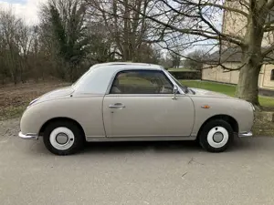 Nissan Figaro