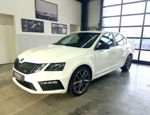 Skoda Octavia 2.0 TSI RS+Navi+Smart-Link+Traveller+LED