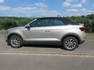 Volkswagen T-Roc Cabrio 1.5 TSI OPF DSG Style StandHzg WR SR NAVI Klima