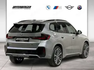 BMW X1 xDrive23d M Sport Pro DA+ PA+ HUD HK Pano AHK Bild 3