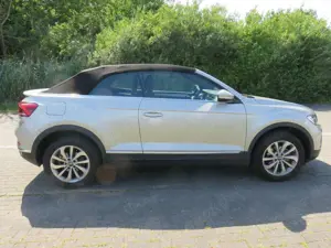 Volkswagen T-Roc Cabrio 1.5 TSI OPF DSG Style StandHzg WR SR NAVI Klima Bild 5