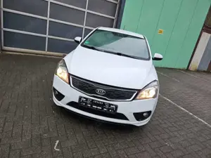 Kia Ceed SW / cee'd SW Ceed SW Diesel 1.6 CRDi Vision