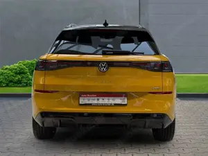 Volkswagen T-Roc 1.5 eTSI R-Line+Sitzhzg+PDC+Lenkradhzg Bild 3