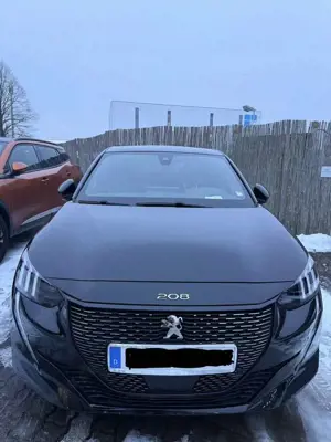 Peugeot 208 Allure Bild 3