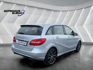 Mercedes-Benz B 200 B200 Automatik *Sport *Xenon *Navi R*Kamera Bild 3
