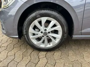 Volkswagen Polo Style 1.0 TSI LED NAVI KAMERA ACC SHZ APP Bild 3