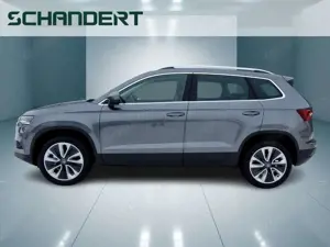 Skoda Karoq 1.5 TSI Tour DSG Matrix AHK Navi 4xSitzhzg Klima Bild 2
