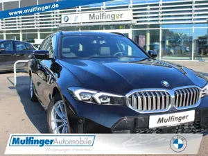BMW 320 i T.M Sport PanoD.AHK ACC HUD Lenkradh.Park+ Bild 1