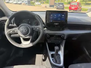 Toyota Yaris Hybrid Business Edition Bild 4