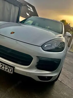 Porsche Cayenne Basis