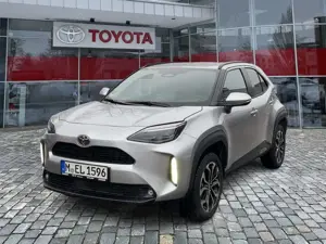 Toyota Yaris Cross 1.5 Hybrid Teamplayer *Safety-Paket*