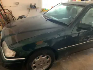 Mercedes-Benz C 180 C 180Elegance