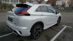Mitsubishi Eclipse Cross Plug-in Hybrid Select 2.4 4WD Bild 3