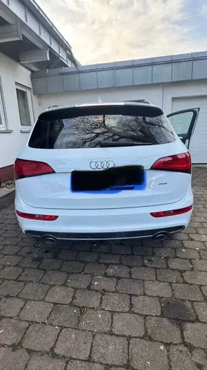 Audi Q5 3.0 TDI 190 kW quattro, AHK, SHZ, TÜV Neu Bild 4