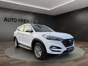 Hyundai TUCSON 136PS Trend 4WD AHK+ALLWETTERREIFEN+EPH+SITZHEIZUN